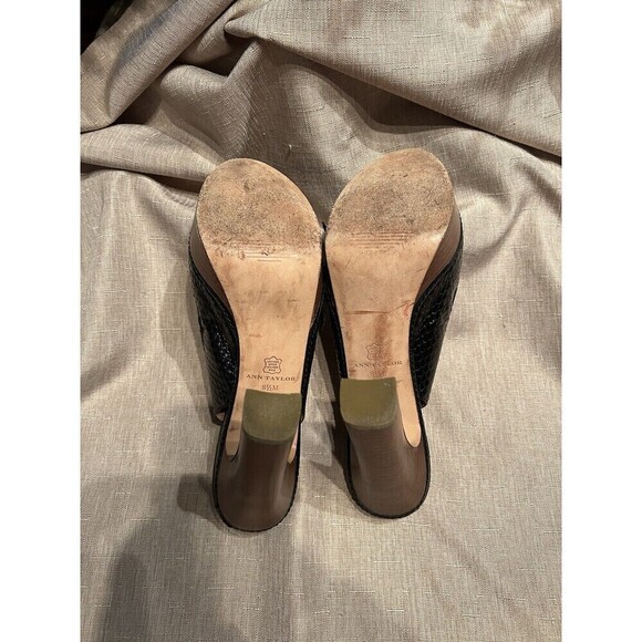 Ann Taylor Perfect Peeptoe Pump Swiftie
8.5 y2k Snakeskin Leather Slingback Heel - Picture 4 of 8